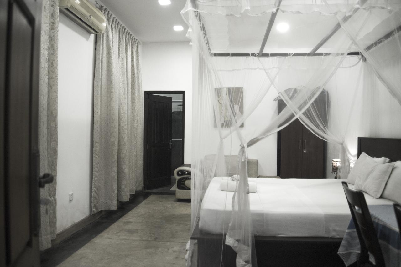 Butterfly Jewel Bed & Breakfast Unawatuna Exterior photo